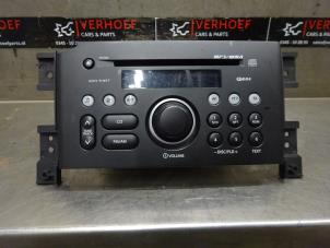 Gebruikte Radio CD Speler Suzuki Grand Vitara II (JT) 2.0 16V Prijs op aanvraag aangeboden door Verhoef Cars & Parts