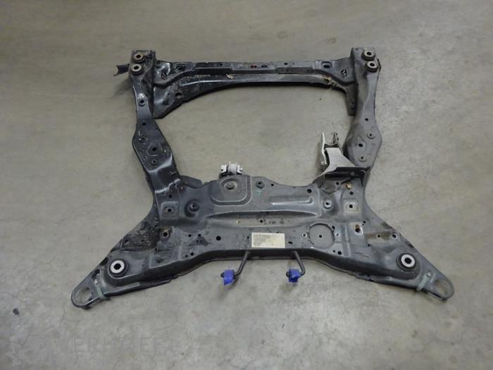 Gebruikte Subframe Volvo V60 II (ZW) 2.0 T4 16V Prijs € 425,00 Margeregeling aangeboden door Verhoef Cars & Parts