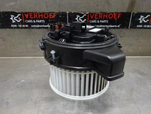 Gebruikte Chaufage Ventilatiemotor Volvo V60 II (ZW) 2.0 T4 16V Prijs op aanvraag aangeboden door Verhoef Cars & Parts