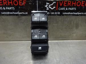Gebruikte Schakelblok ruiten Kia Ceed Sportswagon (CDF) 1.0i T-GDi 12V Prijs op aanvraag aangeboden door Verhoef Cars & Parts