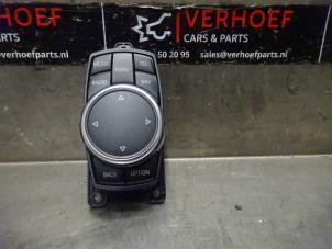 Gebruikte Regelunit Multi Media BMW 5 serie (F10) 520i 16V Prijs € 175,00 Margeregeling aangeboden door Verhoef Cars & Parts