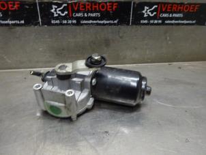 Gebruikte Ruitenwissermotor voor Skoda Rapid 1.0 TSI 12V Prijs op aanvraag aangeboden door Verhoef Cars & Parts