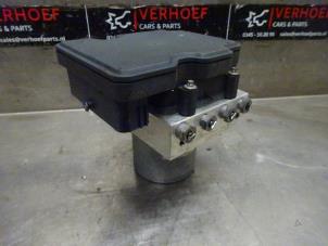 Gebruikte ABS Pomp Mercedes CLA Shooting Brake (118.6) 2.0 CLA-250 Turbo 16V Prijs € 211,75 Inclusief btw aangeboden door Verhoef Cars & Parts