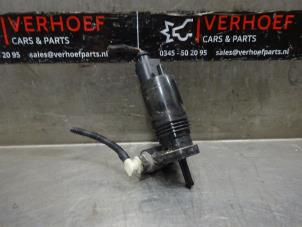 Gebruikte Ruitensproeierpomp voor Mercedes CLA Shooting Brake (118.6) 2.0 CLA-250 Turbo 16V Prijs op aanvraag aangeboden door Verhoef Cars & Parts