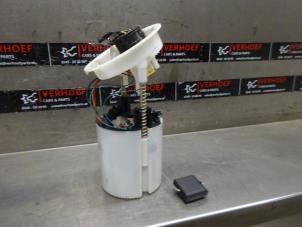 Gebruikte Benzinepomp BMW 3 serie Touring (E91) 318i 16V Prijs € 75,00 Margeregeling aangeboden door Verhoef Cars & Parts