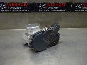 Gebruikte Gasklephuis Opel Astra J (PC6/PD6/PE6/PF6) 1.4 16V ecoFLEX Prijs € 50,00 Margeregeling aangeboden door Verhoef Cars & Parts