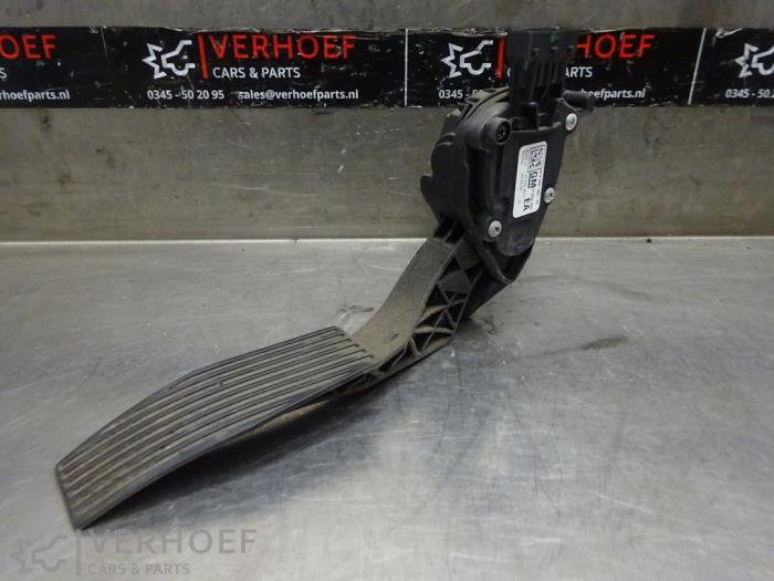 Gebruikte Sensor Gaspedaalpositie Opel Astra J (PC6/PD6/PE6/PF6) 1.4 16V ecoFLEX Prijs op aanvraag aangeboden door Verhoef Cars & Parts