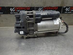 Gebruikte Compressor Tesla Model X 75D Prijs € 453,75 Inclusief btw aangeboden door Verhoef Cars & Parts