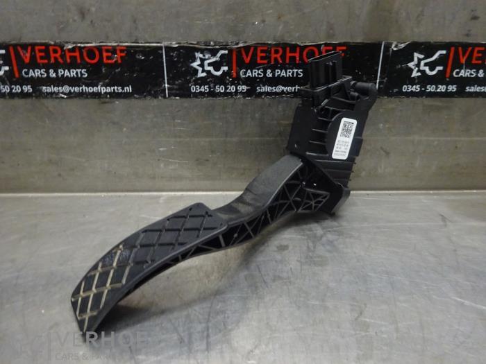 Gebruikte Sensor Gaspedaalpositie Volkswagen Golf VIII (CD1) 1.5 eTSI 16V Prijs € 20,00 Margeregeling aangeboden door Verhoef Cars & Parts