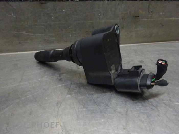 Gebruikte Bobine Volkswagen Golf VIII (CD1) 1.5 eTSI 16V Prijs € 20,00 Margeregeling aangeboden door Verhoef Cars & Parts