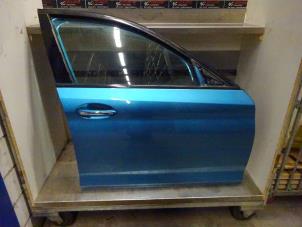 Gebruikte Deur 4Deurs rechts-voor BMW M5 (F90) 4.4 xDrive V8 32V TwinPower Turbo Prijs € 500,00 Margeregeling aangeboden door Verhoef Cars & Parts