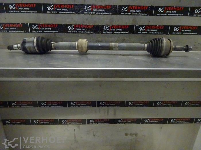 Gebruikte Steekas rechts-voor Toyota Verso 1.8 16V VVT-i Prijs € 75,00 Margeregeling aangeboden door Verhoef Cars & Parts