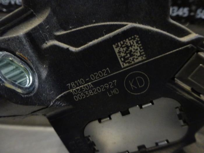 Gaspedaalpositie Sensor van een Toyota Verso 1.8 16V VVT-i 2011