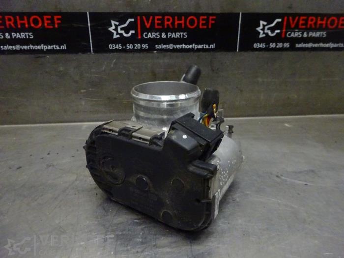 Gebruikte Gasklephuis Hyundai iX20 (JC) 1.6i 16V Prijs € 40,00 Margeregeling aangeboden door Verhoef Cars & Parts