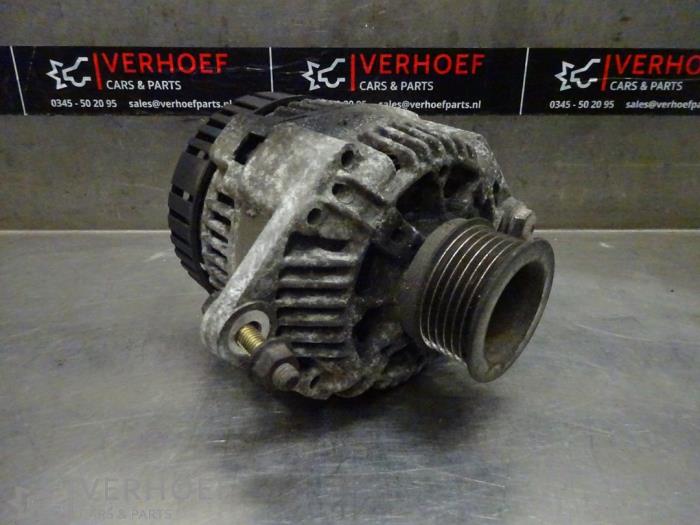 Gebruikte Dynamo Renault Master II (JD) 2.5 D T28 Prijs op aanvraag aangeboden door Verhoef Cars & Parts