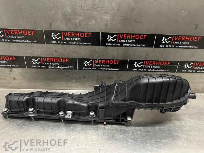 Gebruikte Spruitstuk Inlaat BMW M5 (F90) 4.4 xDrive V8 32V TwinPower Turbo Prijs € 300,00 Margeregeling aangeboden door Verhoef Cars & Parts