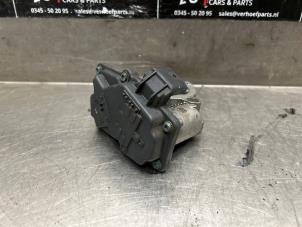 Gebruikte Gasklephuis BMW M5 (F90) 4.4 xDrive V8 32V TwinPower Turbo Prijs € 35,00 Margeregeling aangeboden door Verhoef Cars & Parts