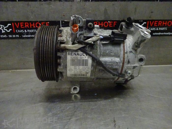 Gebruikte Aircopomp Renault Captur I (2R) 0.9 Energy TCE 12V Prijs € 75,00 Margeregeling aangeboden door Verhoef Cars & Parts