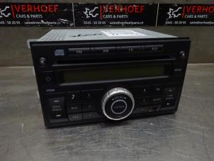 Gebruikte Radio CD Speler Nissan NV 200 (M20M) 1.5 dCi 86 Prijs op aanvraag aangeboden door Verhoef Cars & Parts
