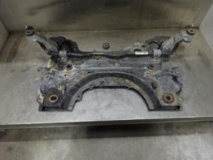 Gebruikte Subframe Citroen C4 Grand Picasso (3A) 1.2 12V PureTech 130 Prijs € 150,00 Margeregeling aangeboden door Verhoef Cars & Parts