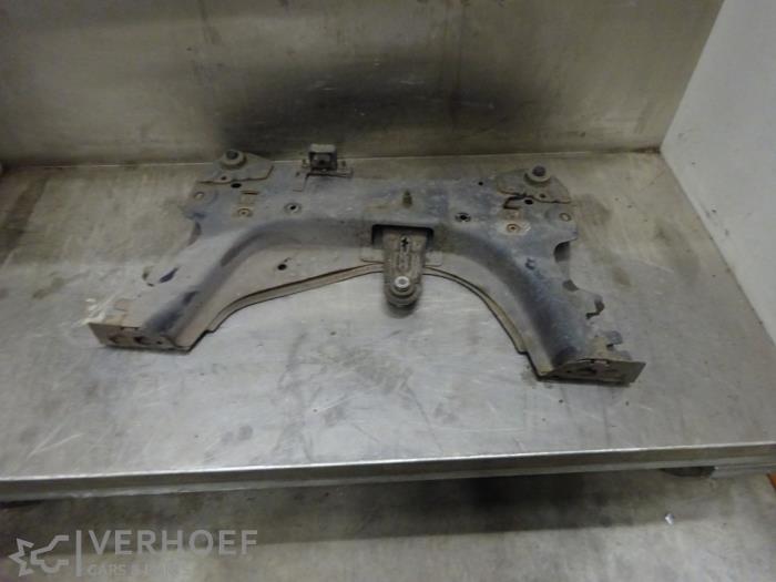 Gebruikte Subframe Nissan Note (E11) 1.4 16V Prijs op aanvraag aangeboden door Verhoef Cars & Parts