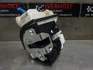 Gebruikte Deurslot Mechaniek 2Deurs links Kia Rio III (UB) 1.2 CVVT 16V Prijs op aanvraag aangeboden door Verhoef Cars & Parts