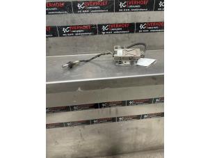 Gebruikte Nox sensor Ford Transit 2.0 TDCi 16V Eco Blue 130 Prijs € 121,00 Inclusief btw aangeboden door Verhoef Cars & Parts