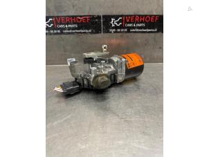 Gebruikte Ruitenwissermotor voor Citroen C1 1.0 12V VVT-i Prijs op aanvraag aangeboden door Verhoef Cars & Parts