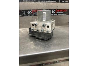 Gebruikte ABS Pomp Mini Mini Open (R57) 1.6 16V One Prijs € 90,00 Margeregeling aangeboden door Verhoef Cars & Parts