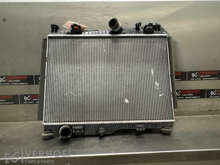 Gebruikte Radiateur Ford Fiesta 7 1.1 Ti-VCT 12V 70 Prijs op aanvraag aangeboden door Verhoef Cars & Parts