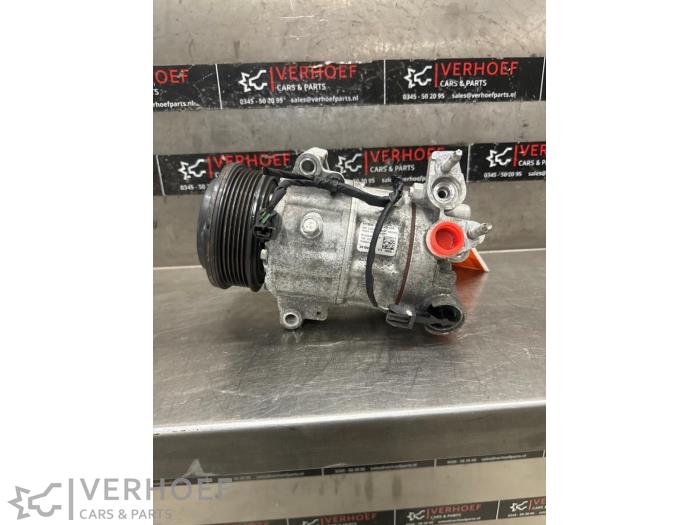Gebruikte Aircopomp Ford Fiesta 7 1.1 Ti-VCT 12V 70 Prijs € 100,00 Margeregeling aangeboden door Verhoef Cars & Parts