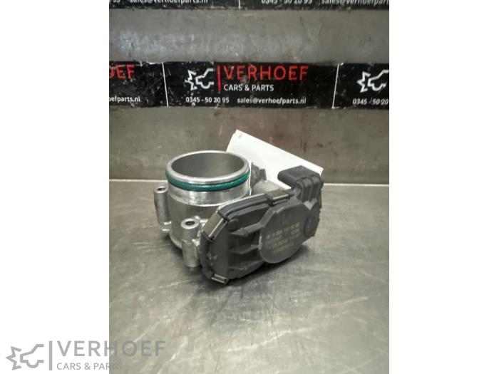 Gebruikte Gasklephuis Mercedes CLA (118.3) 2.0 CLA-250 Turbo 16V 4-Matic Prijs € 121,00 Inclusief btw aangeboden door Verhoef Cars & Parts