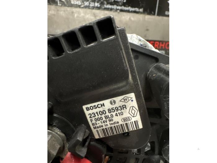 Dynamo van een Renault Captur (2R) 0.9 Energy TCE 12V 2017