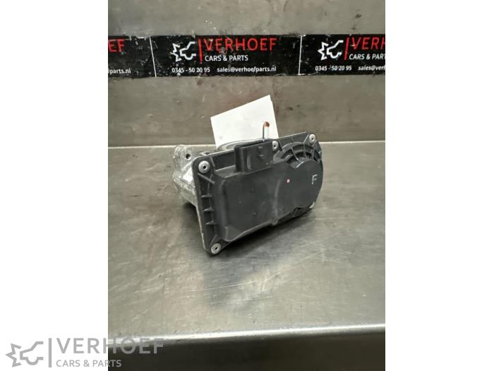 Gebruikte Gasklephuis Renault Captur I (2R) 0.9 Energy TCE 12V Prijs € 30,00 Margeregeling aangeboden door Verhoef Cars & Parts
