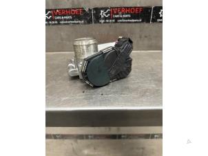 Gebruikte Gasklephuis Opel Astra J (PC6/PD6/PE6/PF6) 1.4 Turbo 16V Prijs € 30,00 Margeregeling aangeboden door Verhoef Cars & Parts