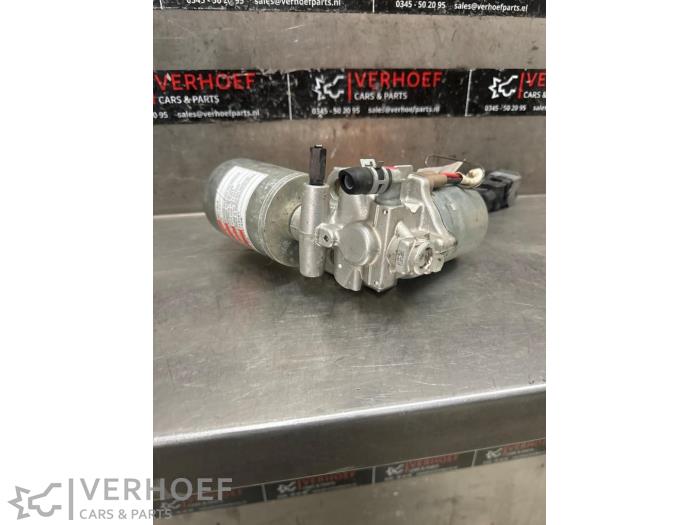 Gebruikte Vacuumpomp Rembekrachtiging Toyota Corolla Touring Sport (E21/EH1) 1.8 16V Hybrid Prijs op aanvraag aangeboden door Verhoef Cars & Parts