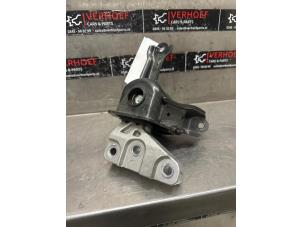 Gebruikte Motorrubber Kia Picanto (JA) 1.0 DPi 12V Prijs € 40,00 Margeregeling aangeboden door Verhoef Cars & Parts