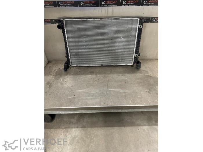 Gebruikte Radiateur Audi A4 Avant (B8) 3.0 TDI 245 V6 24V Quattro Prijs € 150,00 Margeregeling aangeboden door Verhoef Cars & Parts