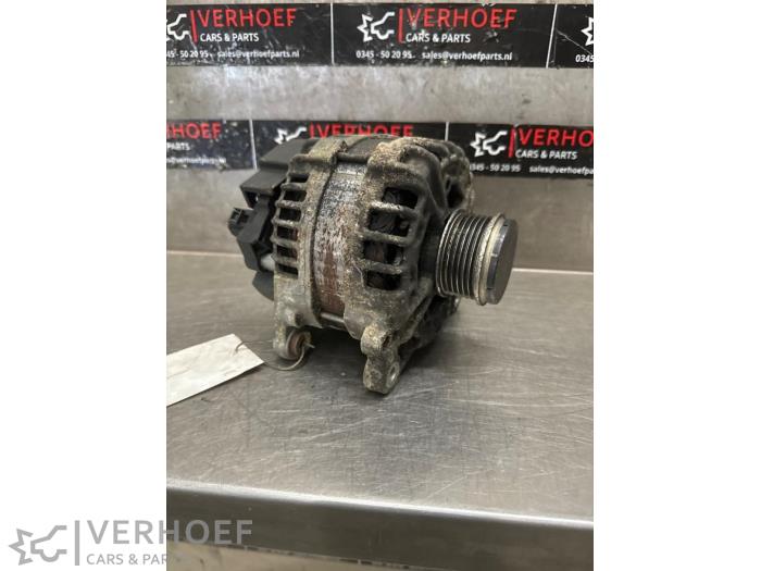 Gebruikte Alternator Audi A4 Avant (B8) 3.0 TDI 245 V6 24V Quattro Prijs € 150,00 Margeregeling aangeboden door Verhoef Cars & Parts