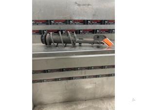 Gebruikte Schokdemperpoot links-voor Suzuki Swift (ZA/ZC/ZD) 1.2 16V Prijs op aanvraag aangeboden door Verhoef Cars & Parts