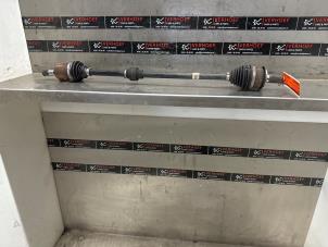 Gebruikte Homokineetas rechts-voor Honda Civic (FK6/7/8/9) 1.0i VTEC Turbo 12V Prijs € 150,00 Margeregeling aangeboden door Verhoef Cars & Parts