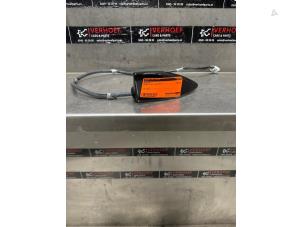 Gebruikte Antenne Honda Civic (FK6/7/8/9) 1.0i VTEC Turbo 12V Prijs € 95,00 Margeregeling aangeboden door Verhoef Cars & Parts