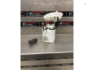 Gebruikte Benzinepomp Honda Civic (FK6/7/8/9) 1.0i VTEC Turbo 12V Prijs € 75,00 Margeregeling aangeboden door Verhoef Cars & Parts