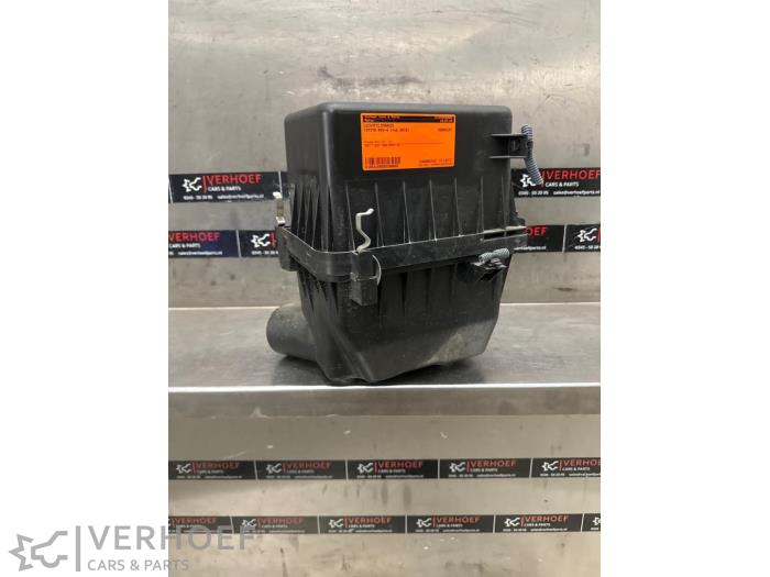 Gebruikte Luchtfilterhuis Toyota RAV4 (A4) 2.0 16V VVT-i 4x4 Prijs op aanvraag aangeboden door Verhoef Cars & Parts