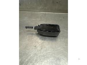 Gebruikte Regensensor Toyota RAV4 (A4) 2.0 16V VVT-i 4x4 Prijs € 30,00 Margeregeling aangeboden door Verhoef Cars & Parts