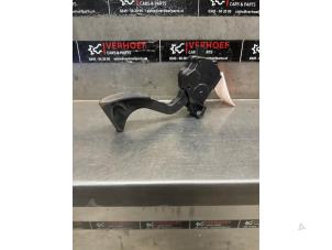 Gebruikte Gaspedaalpositie Sensor Toyota RAV4 (A4) 2.0 16V VVT-i 4x4 Prijs op aanvraag aangeboden door Verhoef Cars & Parts