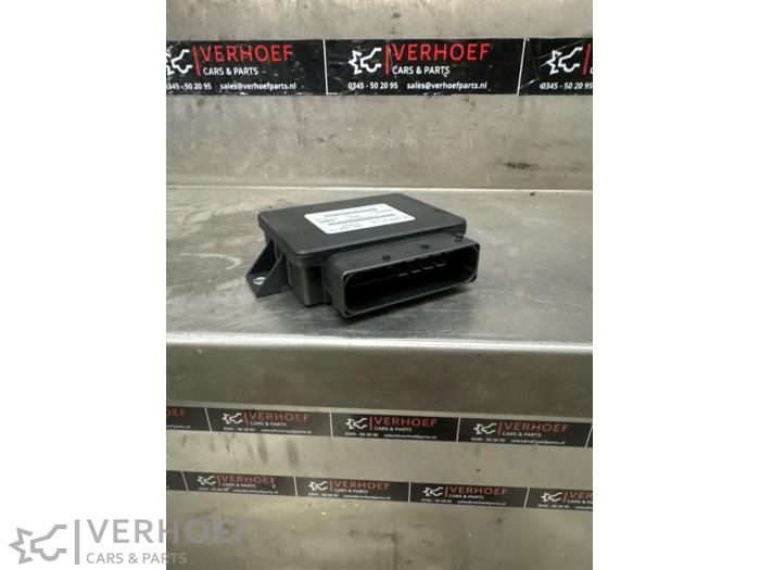 Gebruikte Computer Handrem Volvo XC60 I (DZ) 2.0 D4 16V Prijs € 35,00 Margeregeling aangeboden door Verhoef Cars & Parts