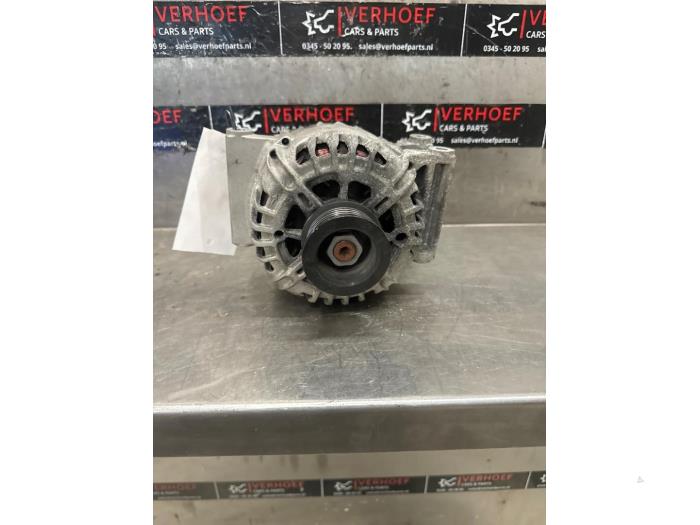 Dynamo van een Opel Zafira Tourer (P12) 1.6 CDTI 16V ecoFLEX 136 2013