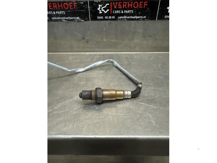 Lambda Sonde van een Ford Fiesta 6 (JA8) 1.0 Ti-VCT 12V 65 2016