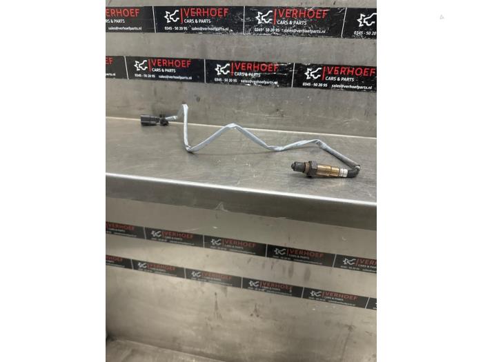 Lambda Sonde van een Ford Fiesta 6 (JA8) 1.0 Ti-VCT 12V 65 2016